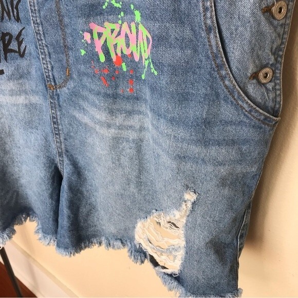 Spoon Graffiti Graphic Short Overalls Denim Blue Jean Shortalls Women Size 2X - Picture 7 of 15